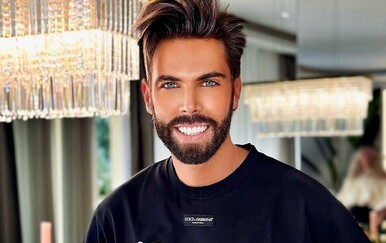 Marko Grubnić zablistao na premijeri filma ''Vrag nosi Pradu 2'': Posebna frizura ukrala svu pažnju