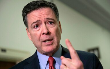 Bivši direktor FBI-ja optužen zbog fotografije školjki