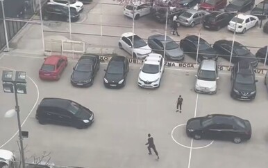 Snimka iz Mostara obišla društvene mreže, izgledaju li igrališta ovako i u vašem kvartu?