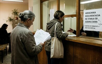 Šalter umjesto liječnika: Tko su djelatnici Zavoda da odlučuju čiji su medicinski nalazi "prestari"?