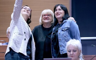 Zašto zastupnici i zastupnice danas nose traper u Saboru?