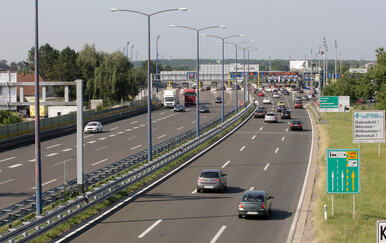Vjetar u priobalju stvara probleme: Otkazane trajektne linije
