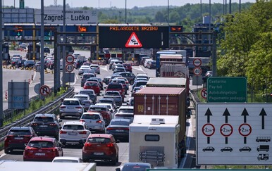 FOTO Na cestama kilometarske kolone, počeo je produženi vikend