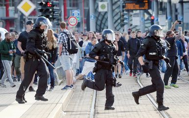 Njemačka interventna policija (Foto: AFP)