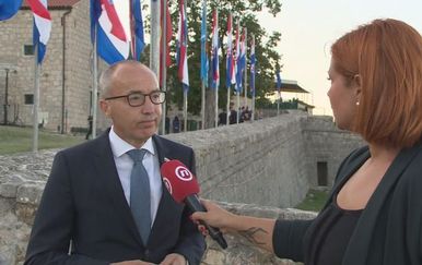 Ministar obrane Damir Krstičević i Sanja Jurišić (Foto: Dnevnik.hr)