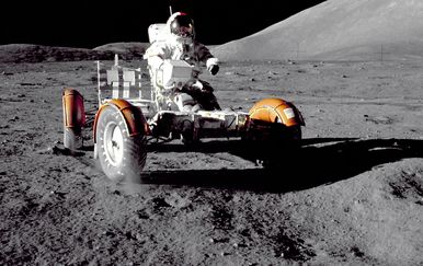 Lunarno vozilo na Mjesecu