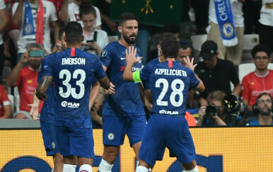 Giroud i Chelsea slave pogodak (Foto: AFP)