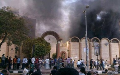 Požar u crkvi u Egiptu