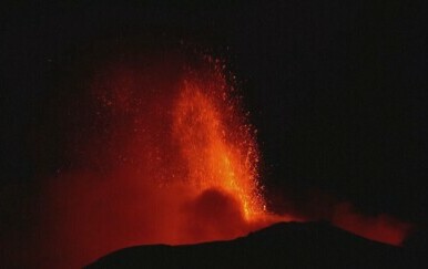 Erupcija vulkana Etna - 2