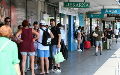 Gužva ispred Kauflanda - 2