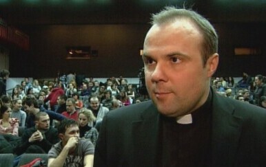 Damir Stojić, svećenik - 2