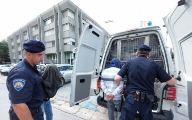 Policajci osumnjičeni za silovanje - 5