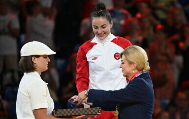 Kolinda Grabar-Kitarović i Barbara Matić - 1