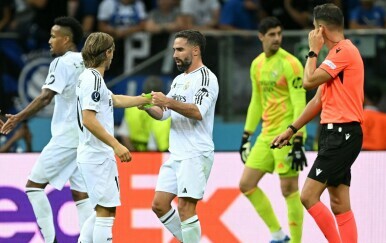 Luka Modrić i Dani Carvajal