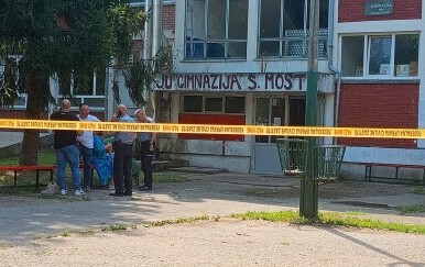 Srednja škola u Sanskom Mostu u kojoj se dogodilo trostruko ubojstvo - 3