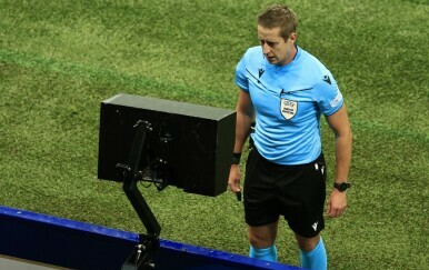 VAR