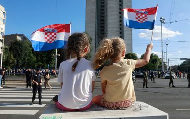 Djeca na mimohodu