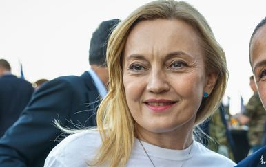 Marijana Petir na mimohodu pozirala u majici sa snažnom porukom