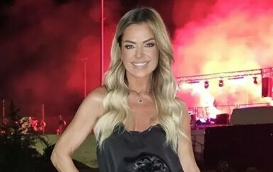 Renata Končić Minea oduševila pratitelje izdanjem u kratkoj haljinici