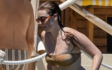 Julianne Moore na odmoru s kćeri Liv Freundlich i suprugom Bartom Freundlichom