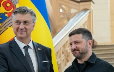 Ukrajinski predsjednik čestitao Hrvatskoj i najavio nove sankcije protiv Rusije