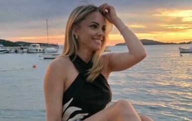 Mirna Maras u mini-haljini pokazala bombastične noge