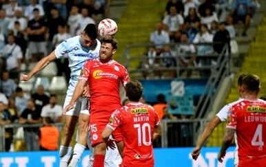UŽIVO RIJEKA - SHELBOURNE: Počeo je europski okršaj na Rujevici, Rijeka bez najboljeg igrača