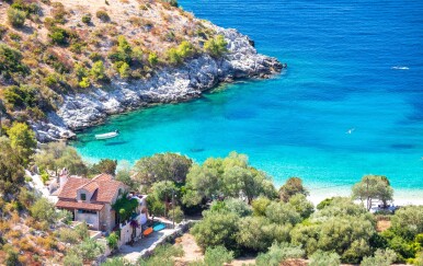 Plaža Dubovica jedna je od najljepših na otoku Hvaru
