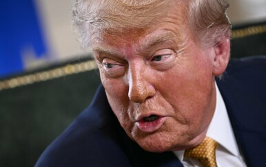 Trump je izgleda bio u pravu. Carine su podigle američko gospodarstvo, a gdje je Europa? Lagano tone