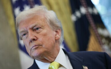 Trump tvrdi da je dogovorio povijesni mir između Armenije i Azerbajdžana