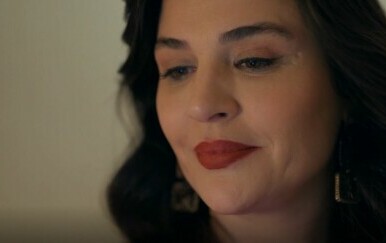 Leyla: Čemu se tako ponosno smije?