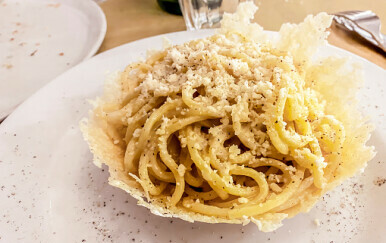 Cacio e pepe