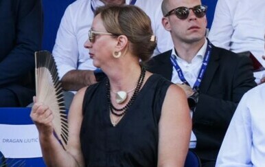 Sonja Jandroković na Sinjskoj alci zablistala je u crnoj haljini