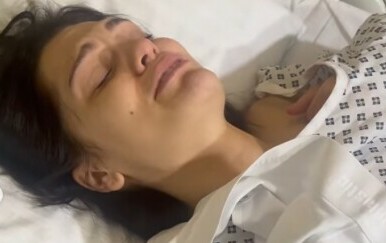 Jessie J podijelila kako joj je majka masirala operiranu dojku jer ona nije mogla gledati ožiljke