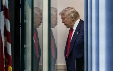 trump zamijenio Aljasku i Rusiju