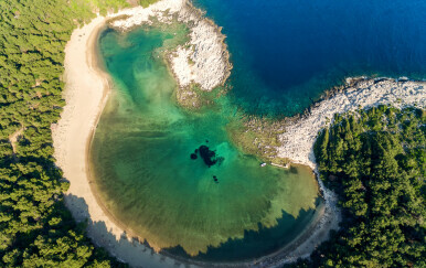 Da ti pamet stane: 10 najljepših pješčanih plaža u Hrvatskoj za pravu uživanciju