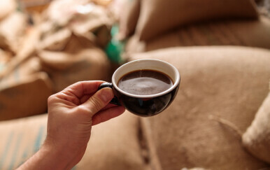 Umjesto jutarnje kave: 5 navika koje će vam ujutro dati energije kao kava