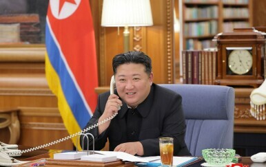 Putin razgovarao s Kim Jong Unom