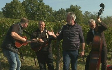 Skrivene strasti domaćih zvijezda! Sviraju harmoniku, voze bijesne motore i hodaju po žeravici!