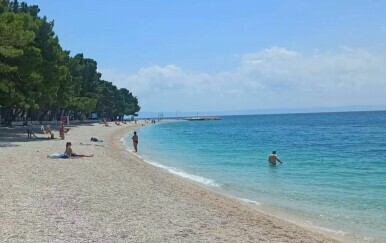 Plaža Nikolina, Baška Voda