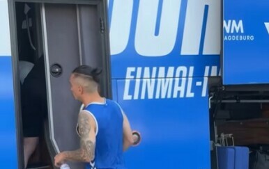 Busom krenuli na put od 600 kilometara, a klima u kvaru: Dosjetili se zanimljivog rješenja