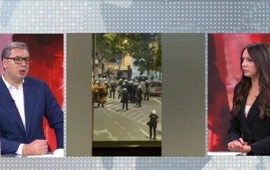 Dok mu zemlja gori u prosvjedima, Vučić o osobnim traumama iz ratova 90-ih