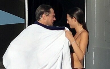 Leonardo DiCaprio i Vittoria Ceretti na jahti - 1