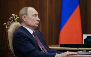 U razgovoru s Trumpom, Putin predložio sastanak sa Zelenskim u Moskvi - izvori