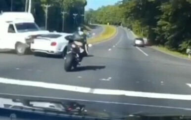 Projurili kroz crveno kao da su sami na svijetu, ali samo se jedan uspio izvući bez posljedica