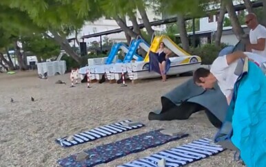 Snimka iz Makarske podijelila javnost: "Sramota, plaža nije ničije vlasništvo!"
