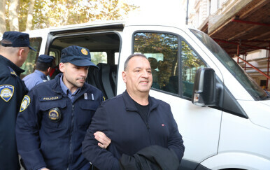 Bivši ministar Vili Beroš traži posao, htio bi se vratiti na stari posao