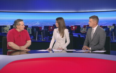 Ivica Mandić i voditelji Dnevnika Nove TV