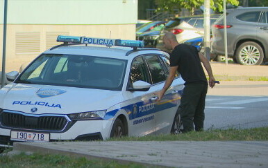 Policija