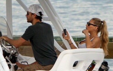 Anna Kournikova i Enrique Iglesias navodno čekaju četvrto dijete